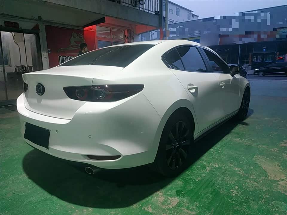 Mazda 3 Angkesaila