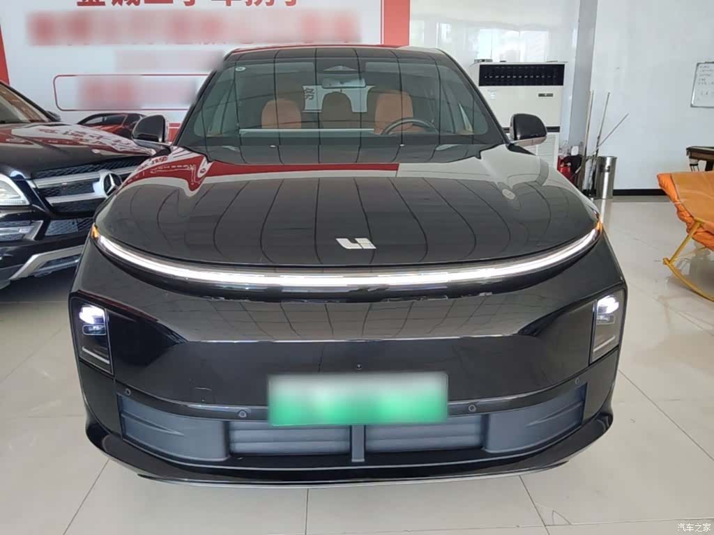 Li Auto L6, 2025 3