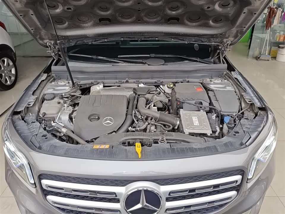 Mercedes-Benz GLB