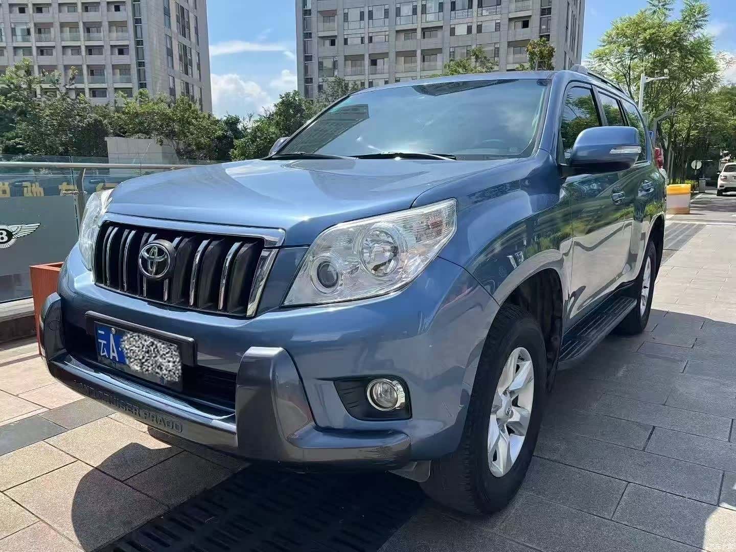 Toyota Prado, 2010 1
