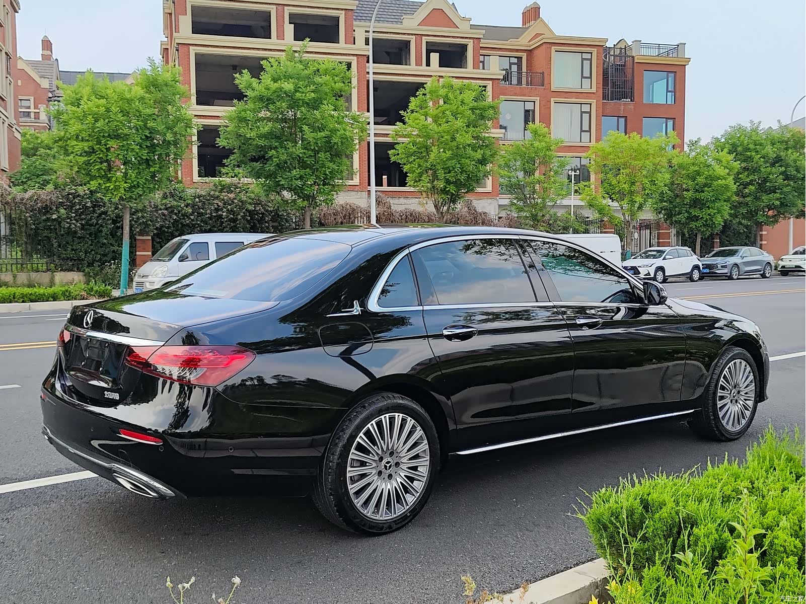 Mercedes-Benz E-Class, 2022 31