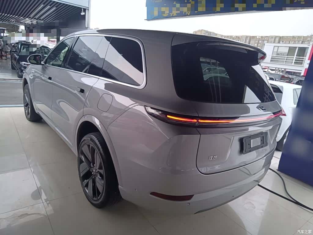 Li Auto L9, 2023 все фото