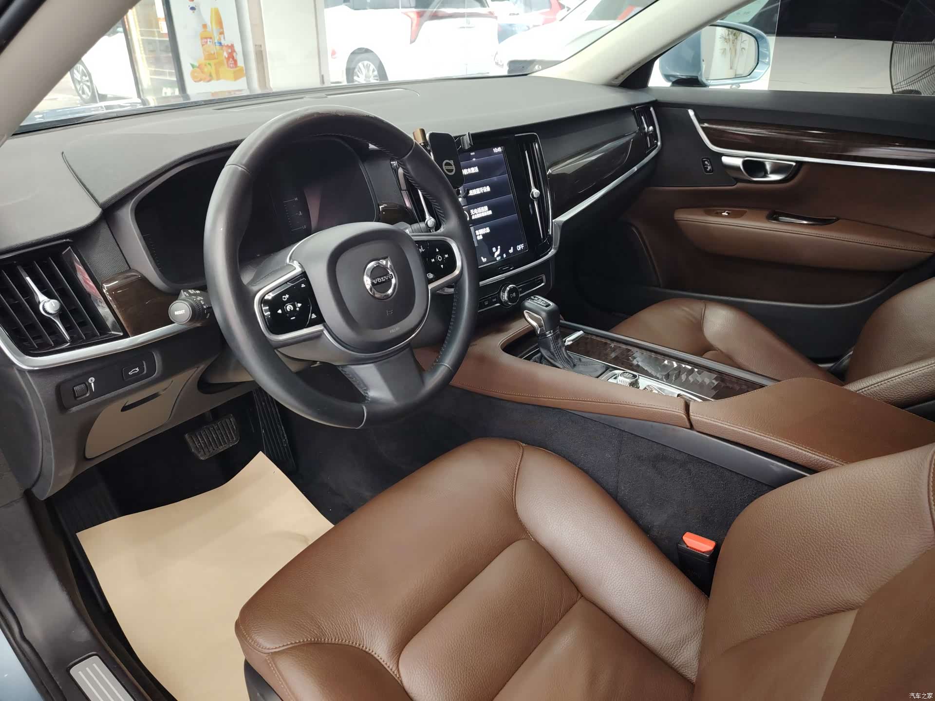 Volvo S90, 2018 9