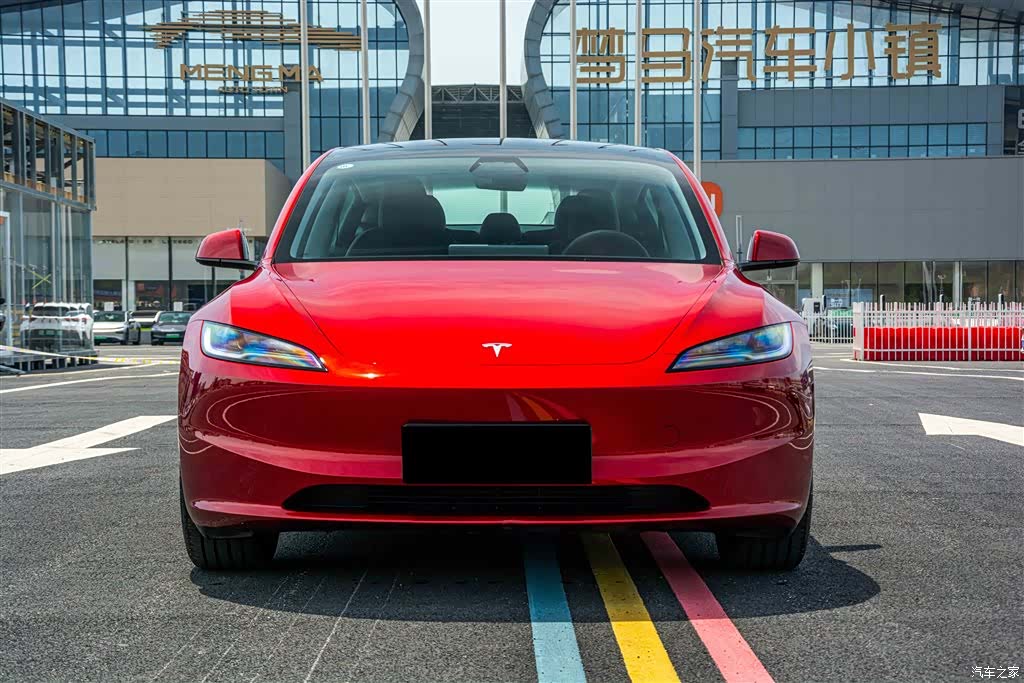 Tesla Model 3, 2024 2