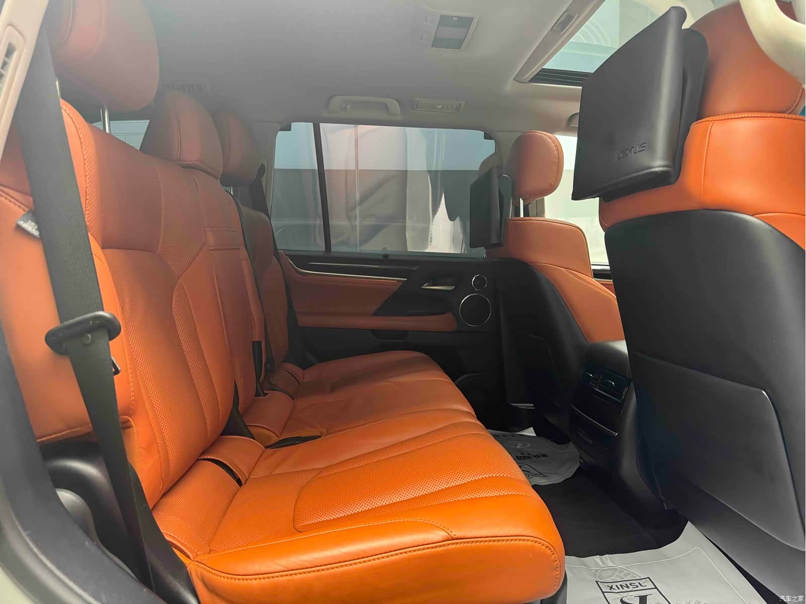 Lexus LX, 2020 11