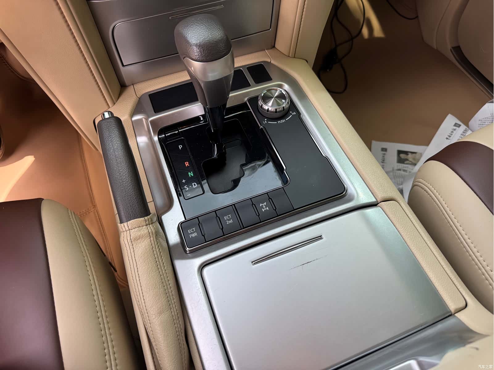 Toyota Land Cruiser, 2016 15