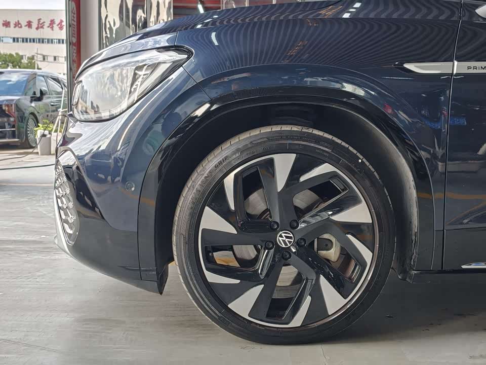 Volkswagen ID.6 CROZZ