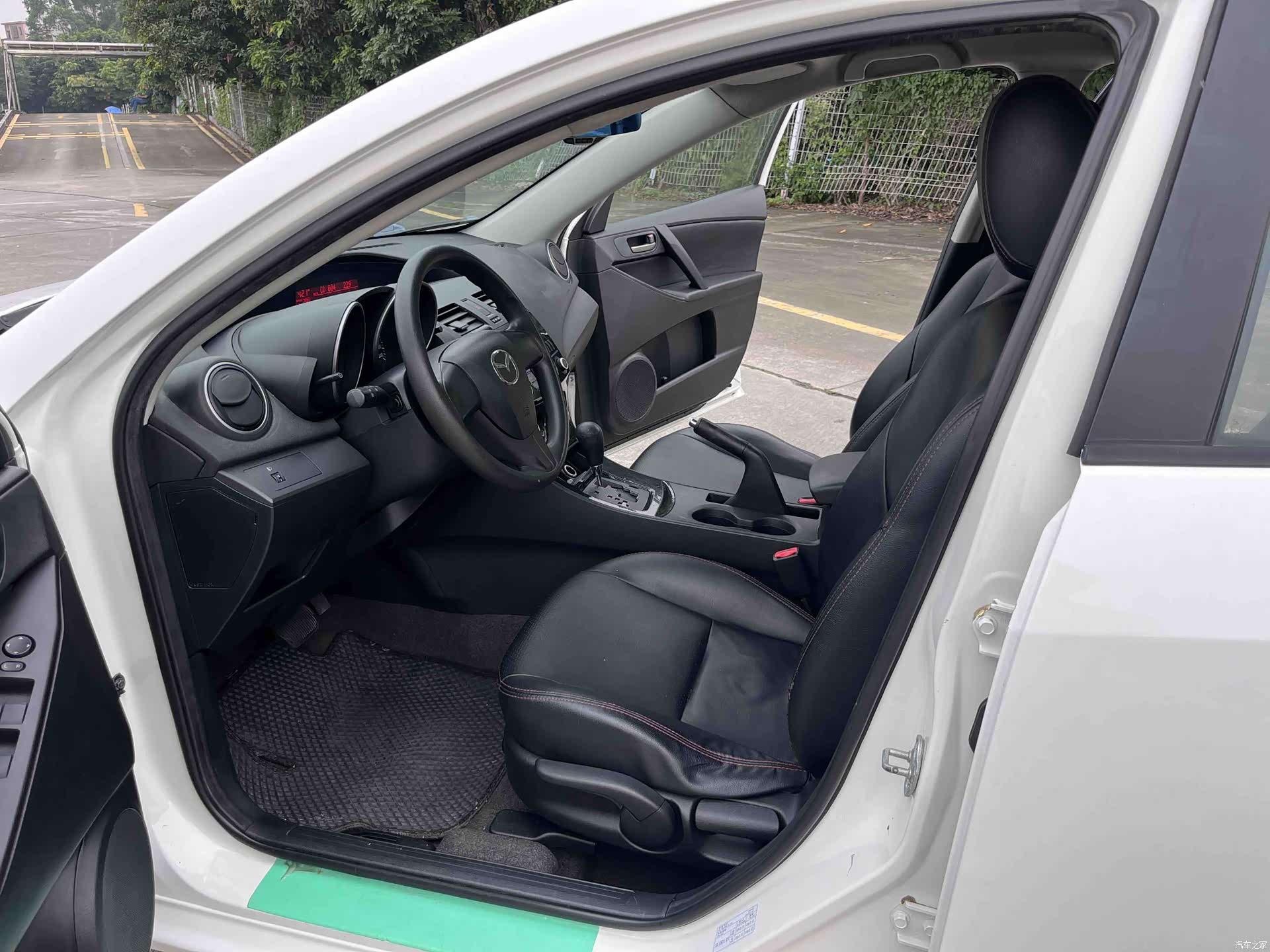 Mazda 3, 2016 9