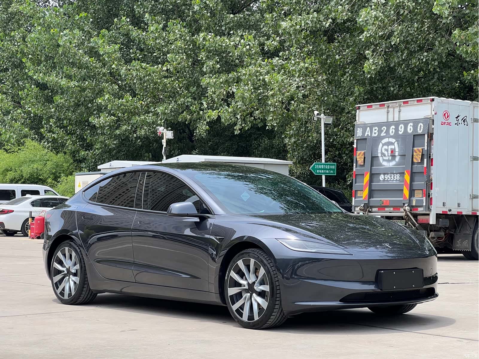 Tesla Model 3, 2024 7