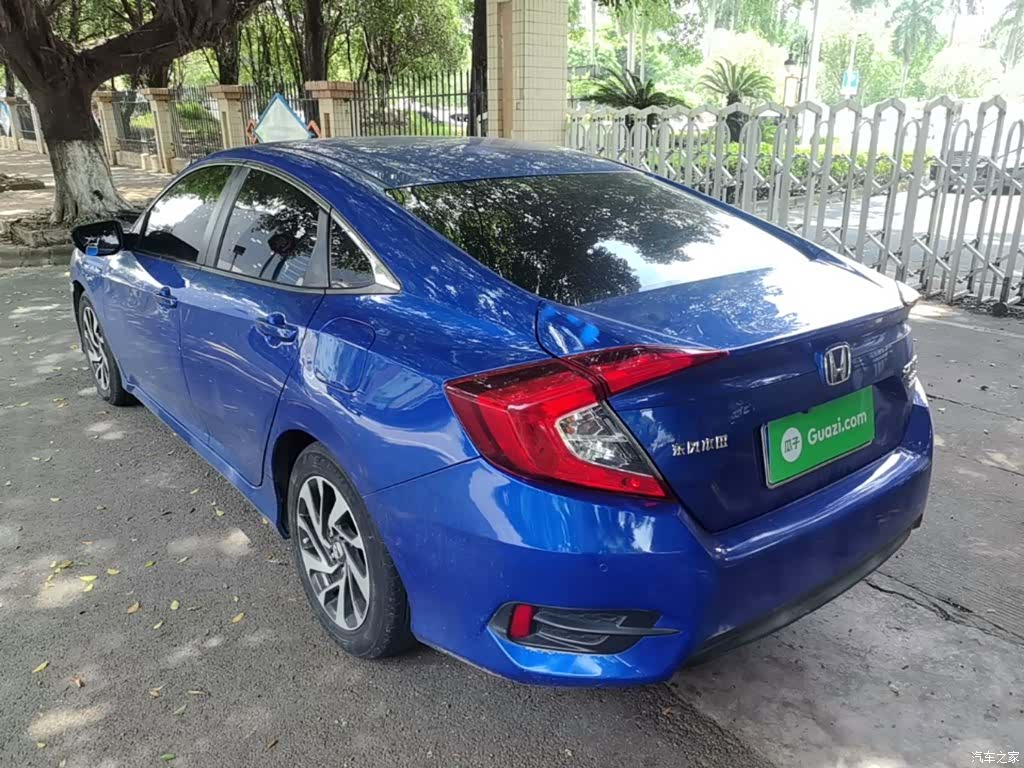 Honda Civic, 2018 все фото