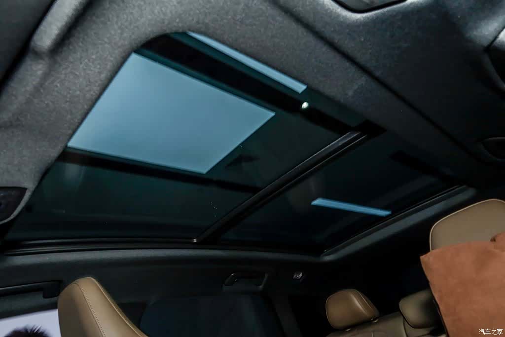 Audi Q5L, 2026 24