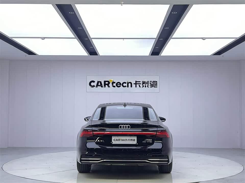 Audi A7L