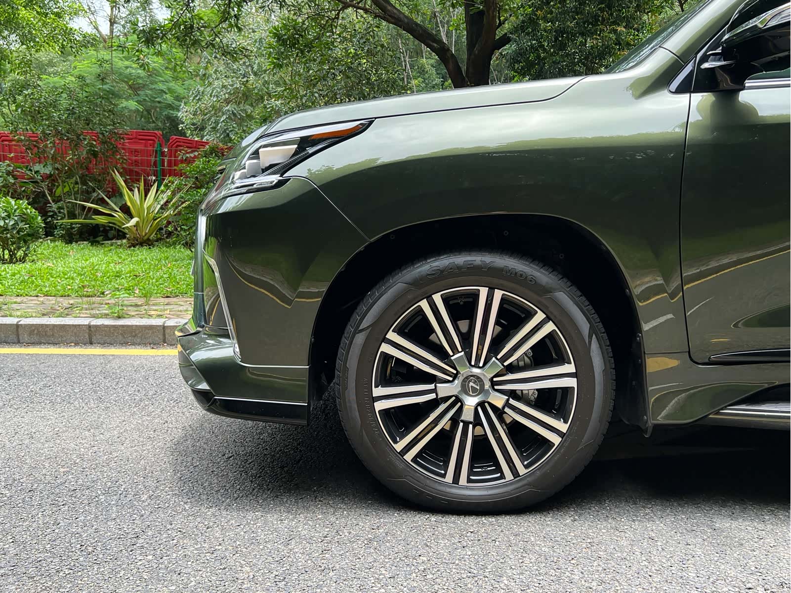Lexus LX, 2022 17