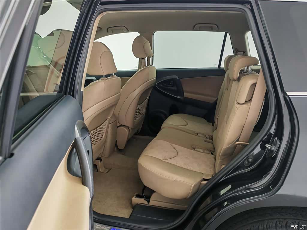 Toyota RAV4, 2012 15