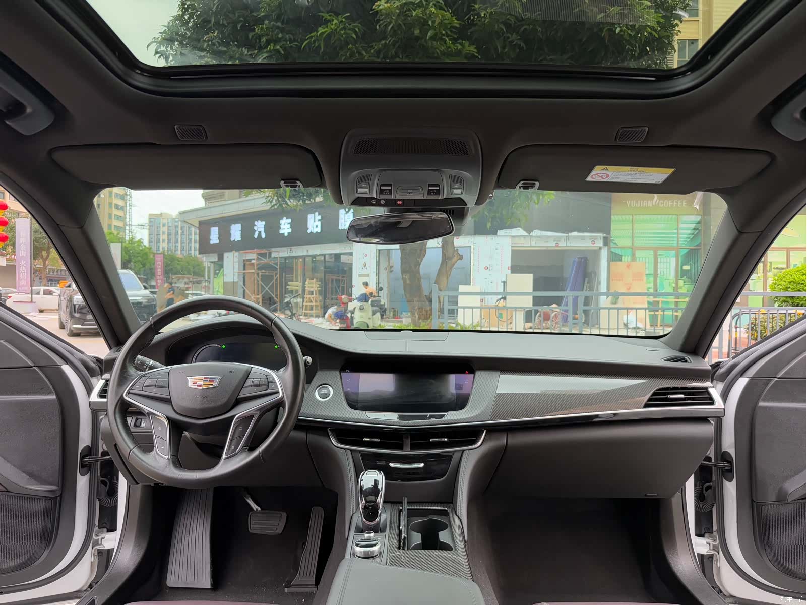 Cadillac CT6, 2023 30