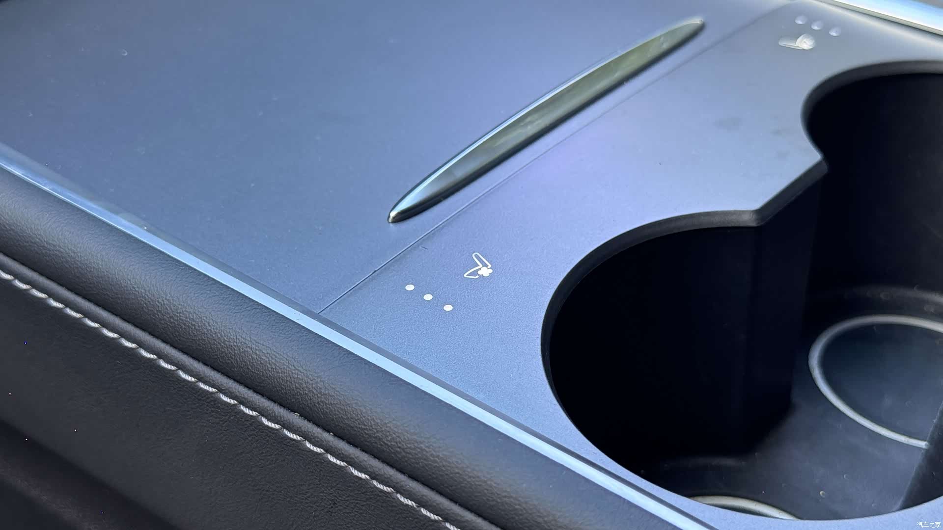 Tesla Model Y, 2022 13