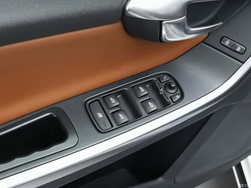 Volvo S60, 2015 9