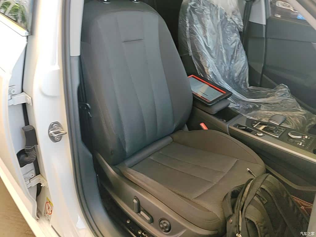 Audi A4L, 2019 20