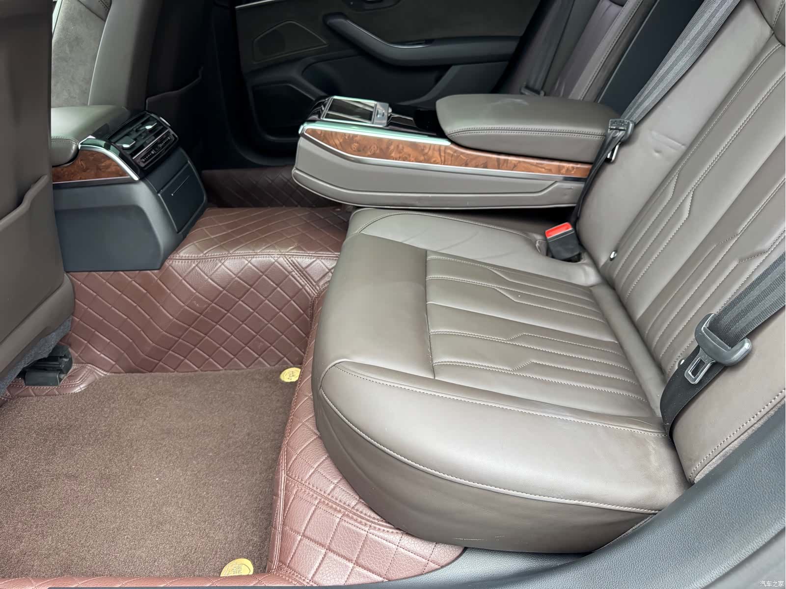 Audi A8L, 2018 12