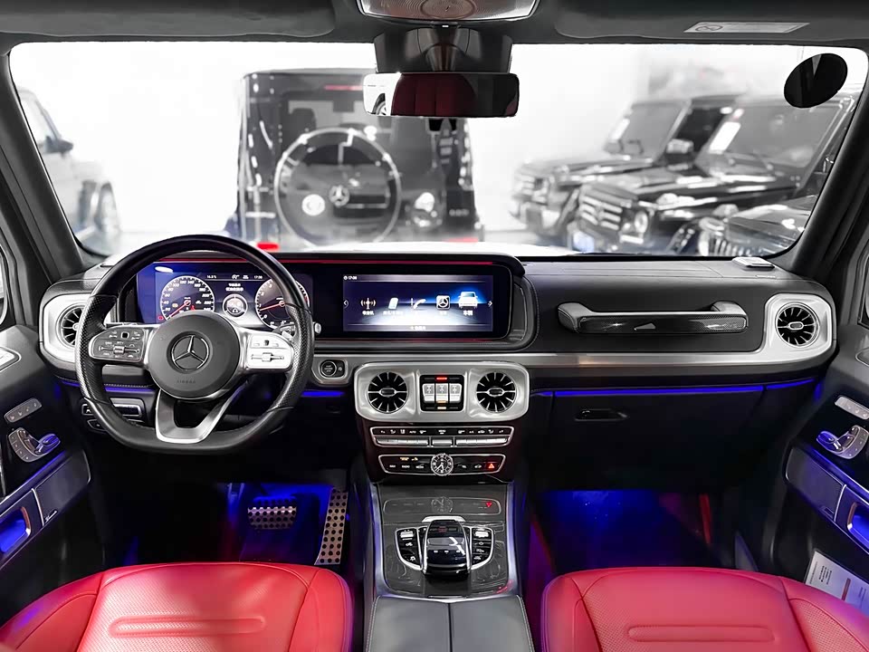 Mercedes-Benz G-class