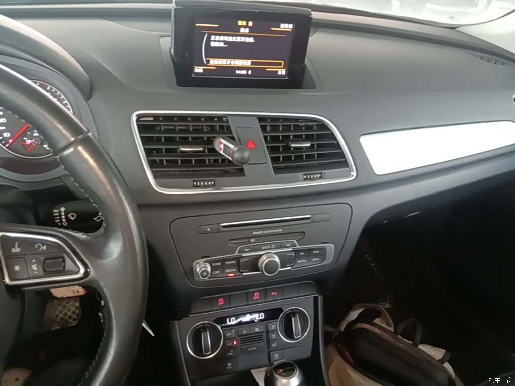 Audi Q3, 2016 13