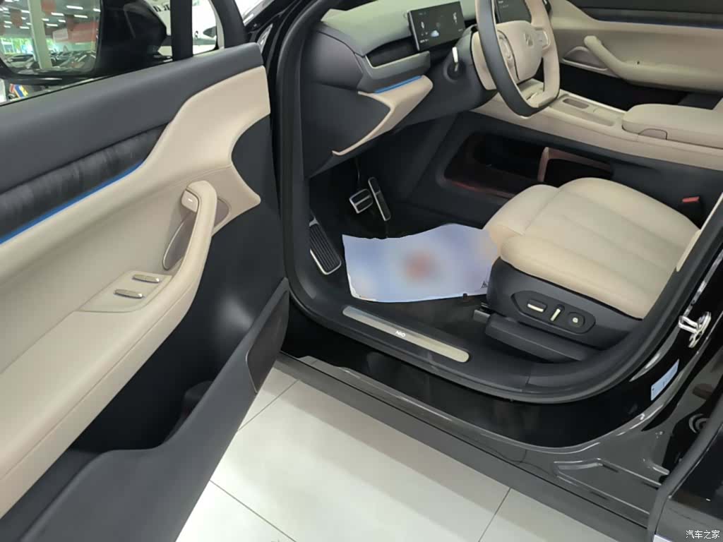 NIO ES8, 2023 16