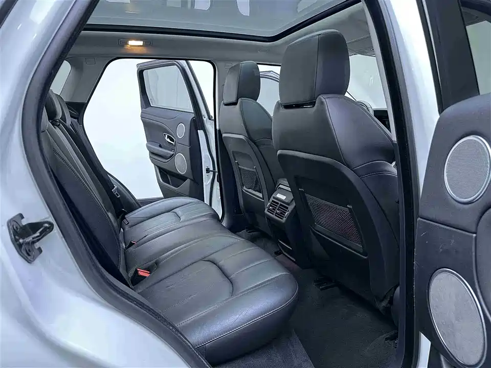 Land Rover Range Rover Aurora