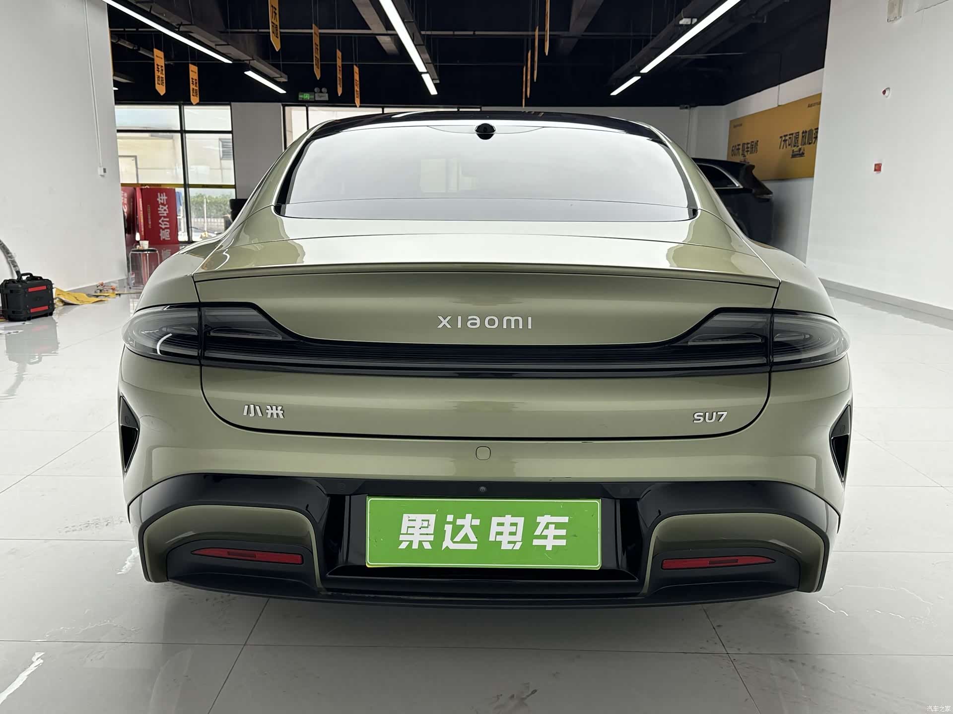 Xiaomi SU7, 2025 7