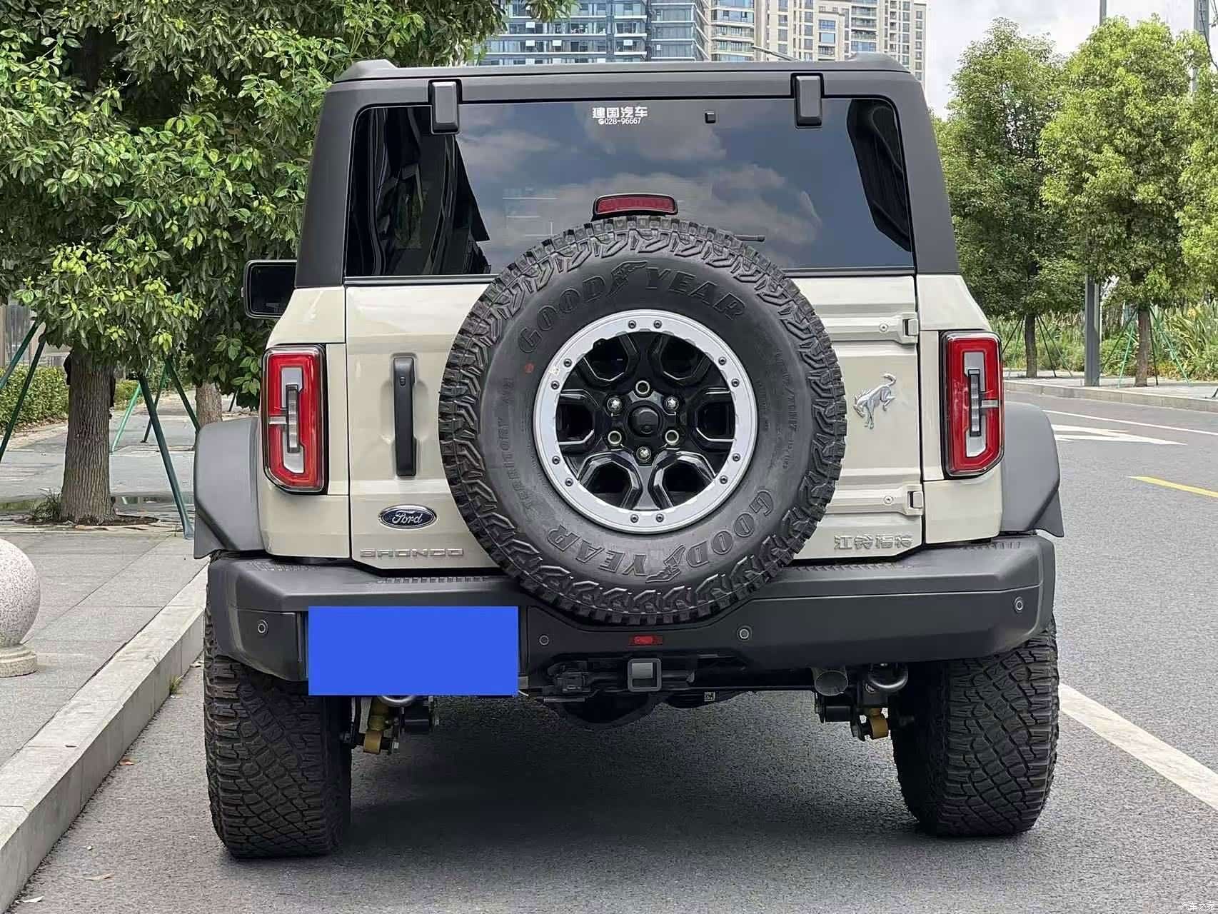 Ford Bronco, 2026 8
