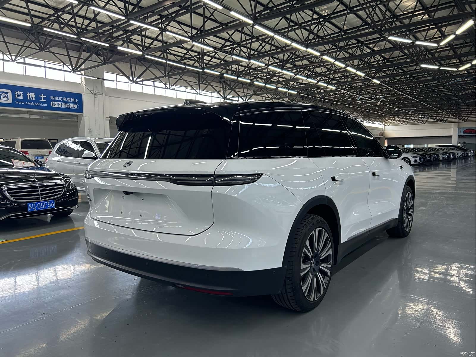 NIO ES8, 2023 12
