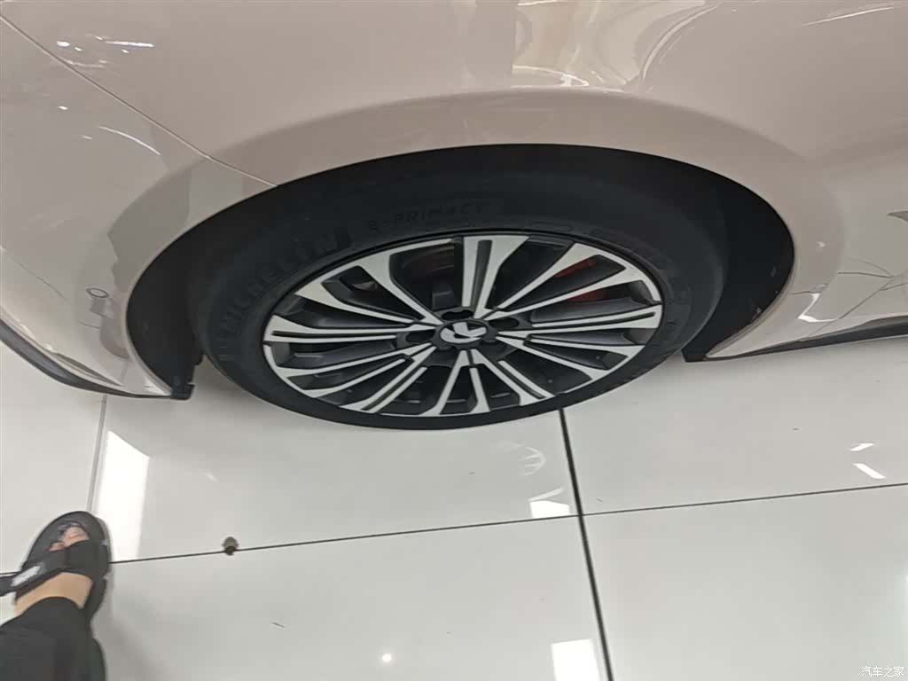 NIO ET5, 2023 23