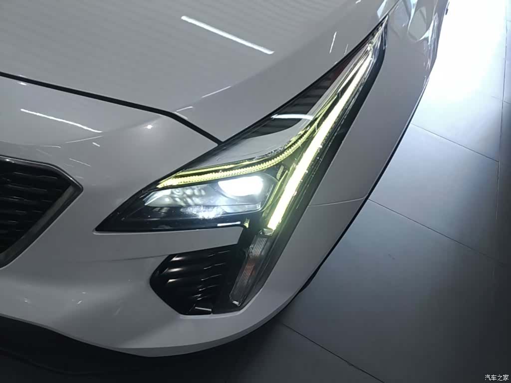 Cadillac XT4, 2020 24