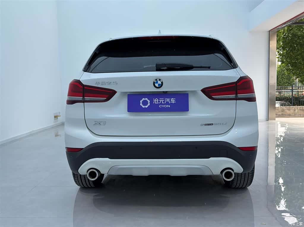 BMW X1, 2022 all photos