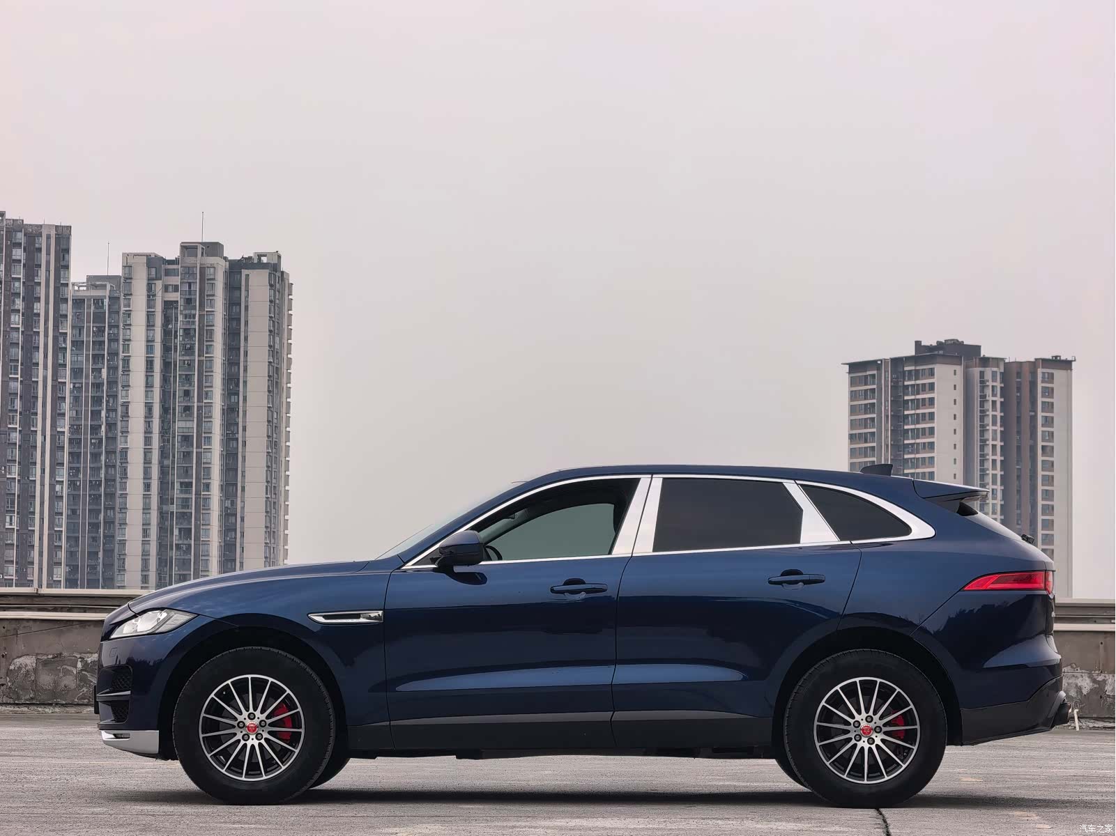 Jaguar F-PACE, 2018 13