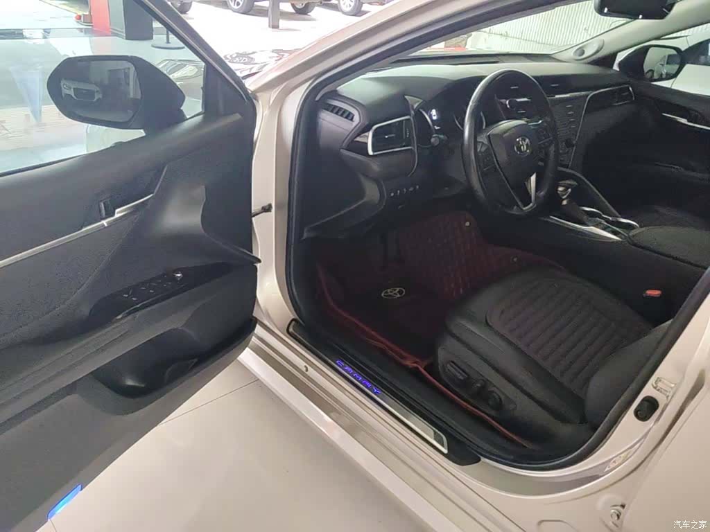 Toyota Camry, 2018 16