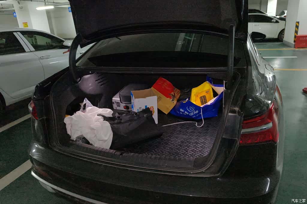 Audi A6L, 2025 4