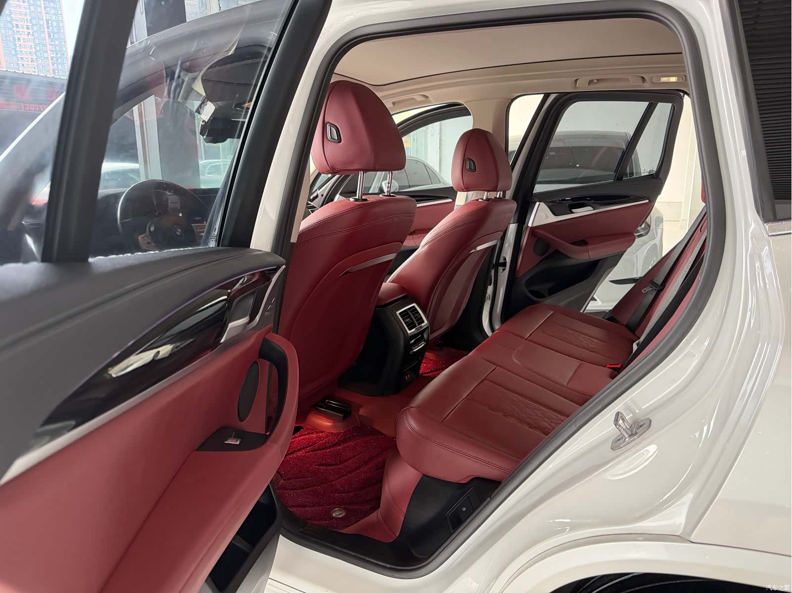 BMW iX3, 2023 6