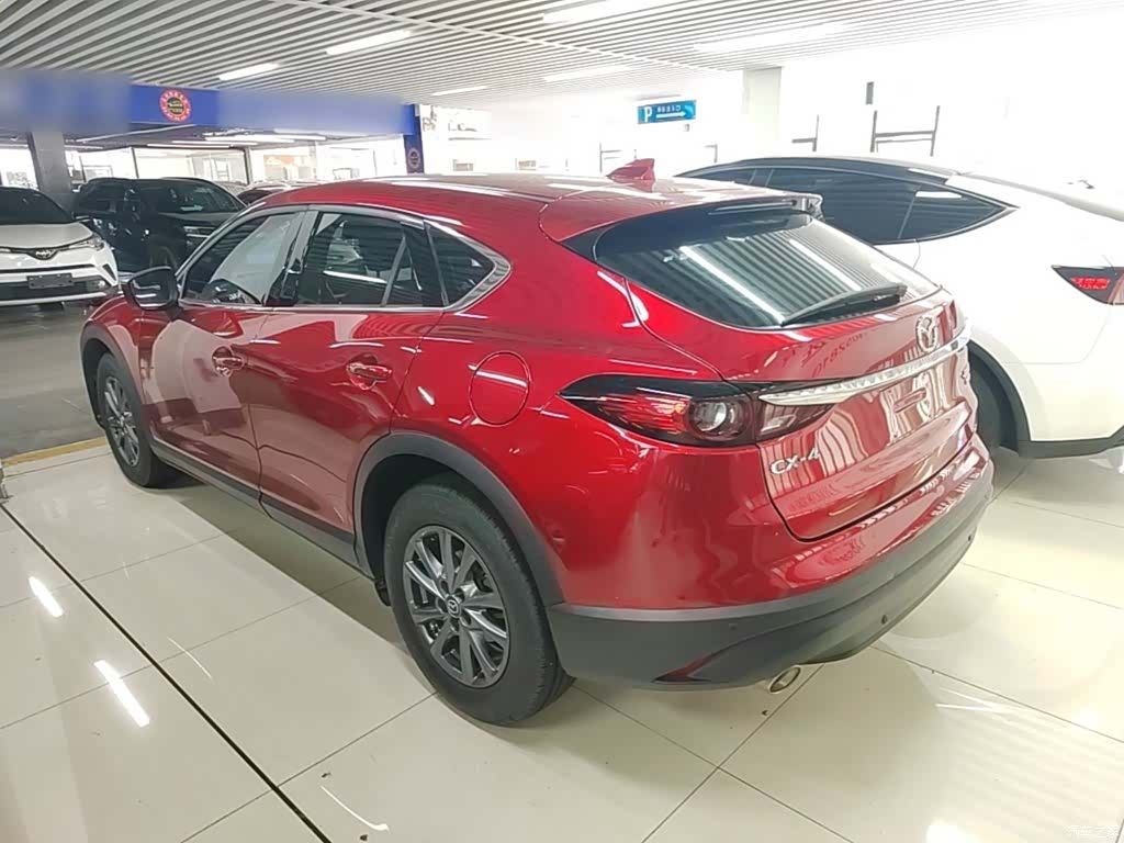 Mazda CX-4, 2020 все фото