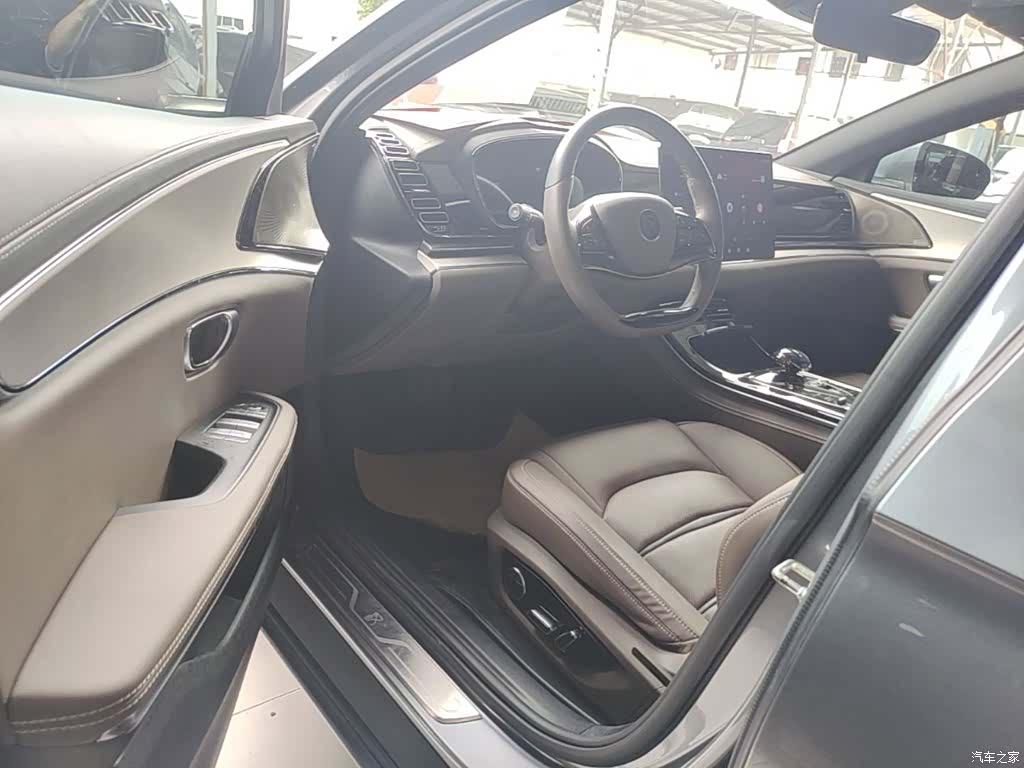 BYD Han, 2022 16