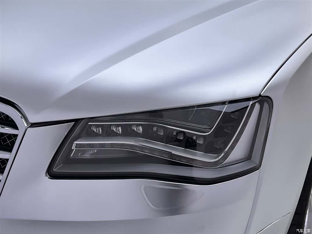 Audi A8L, 2011 13