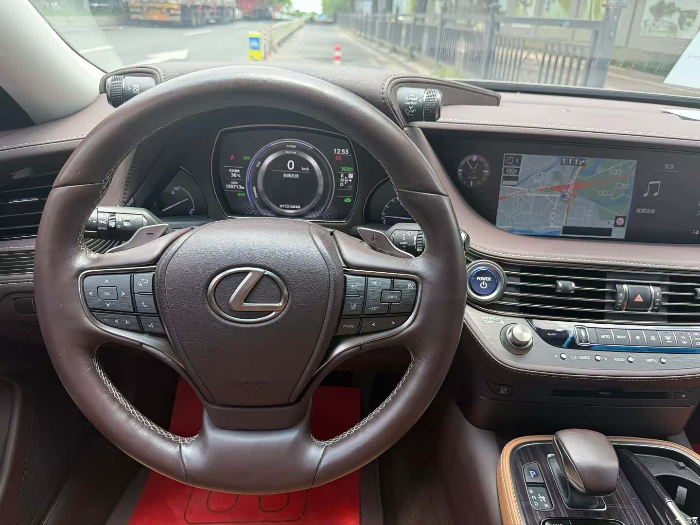 Lexus LS, 2020 8