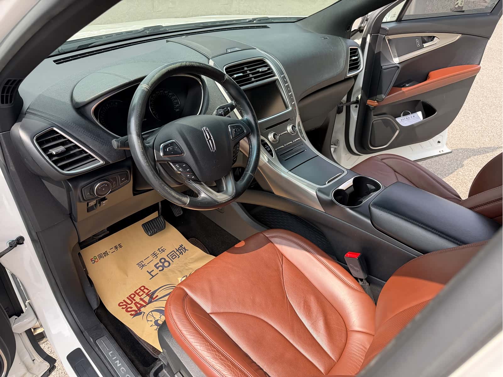 Lincoln MKX, 2016 4