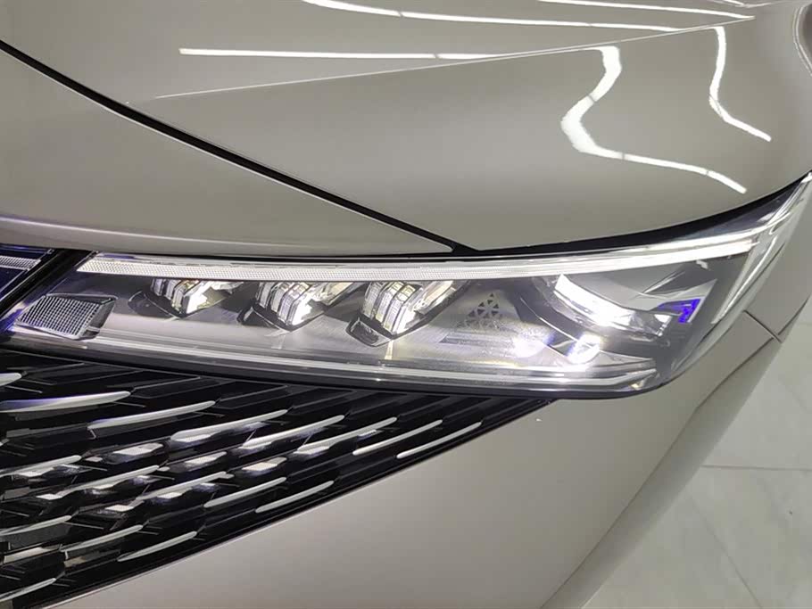 Roewe RX5 New energy