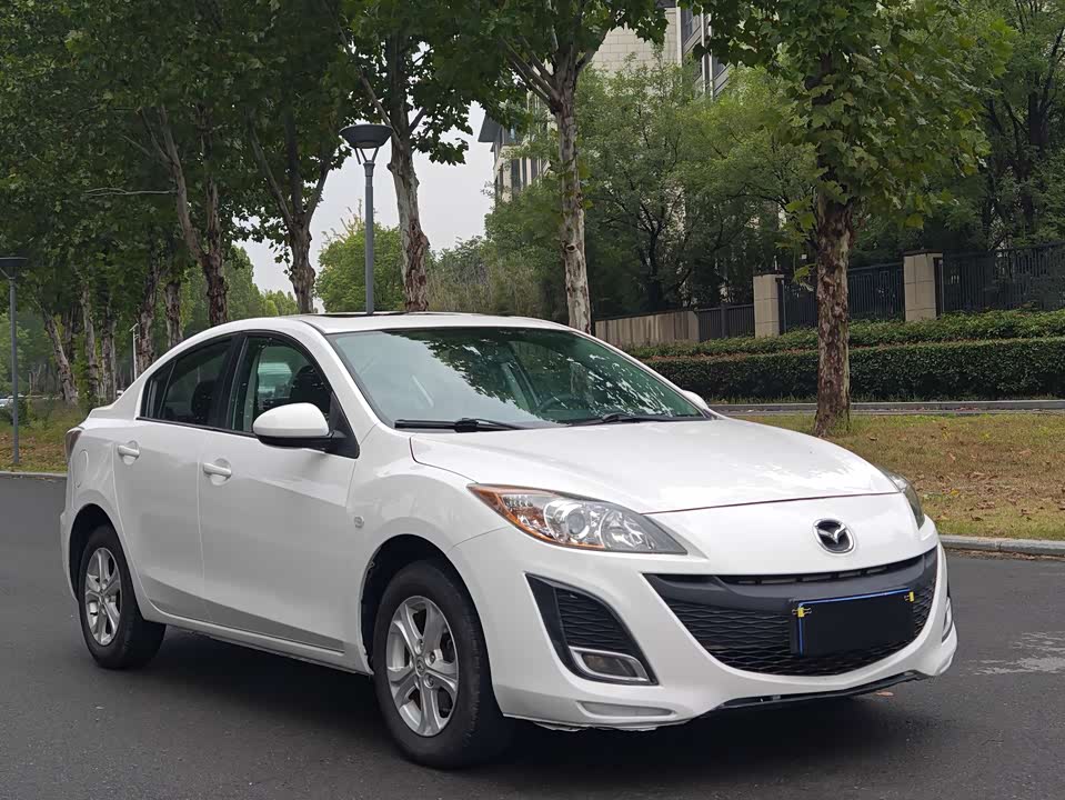 Mazda 3 star Cheng