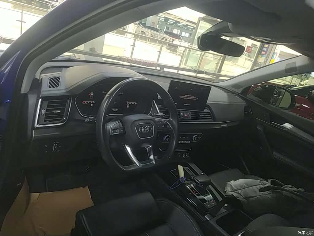 Audi Q5L, 2021 10