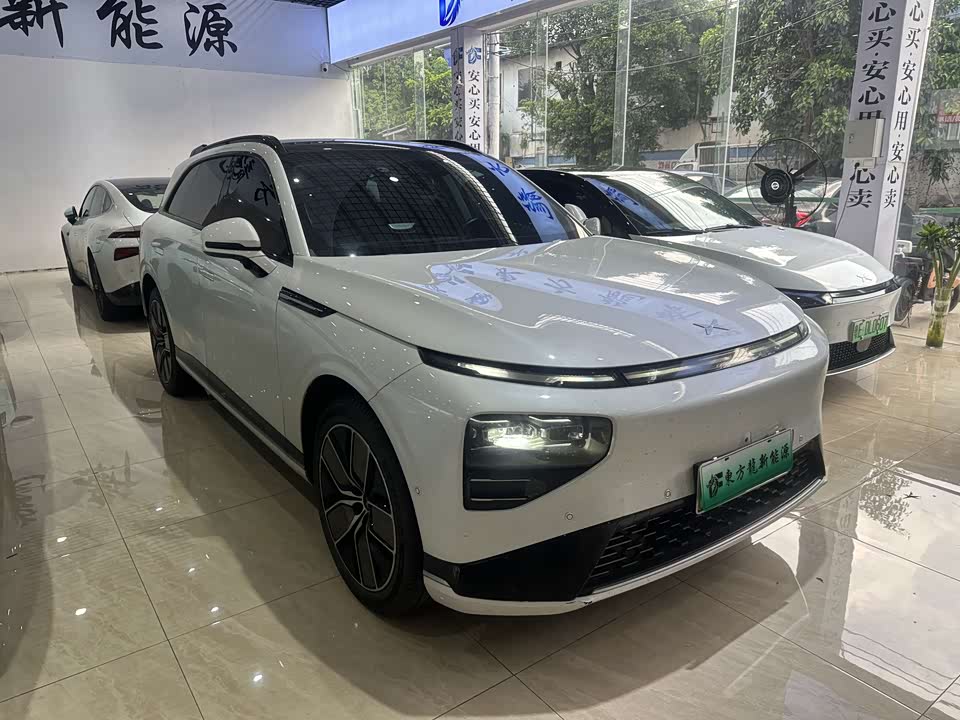 XPENG G9