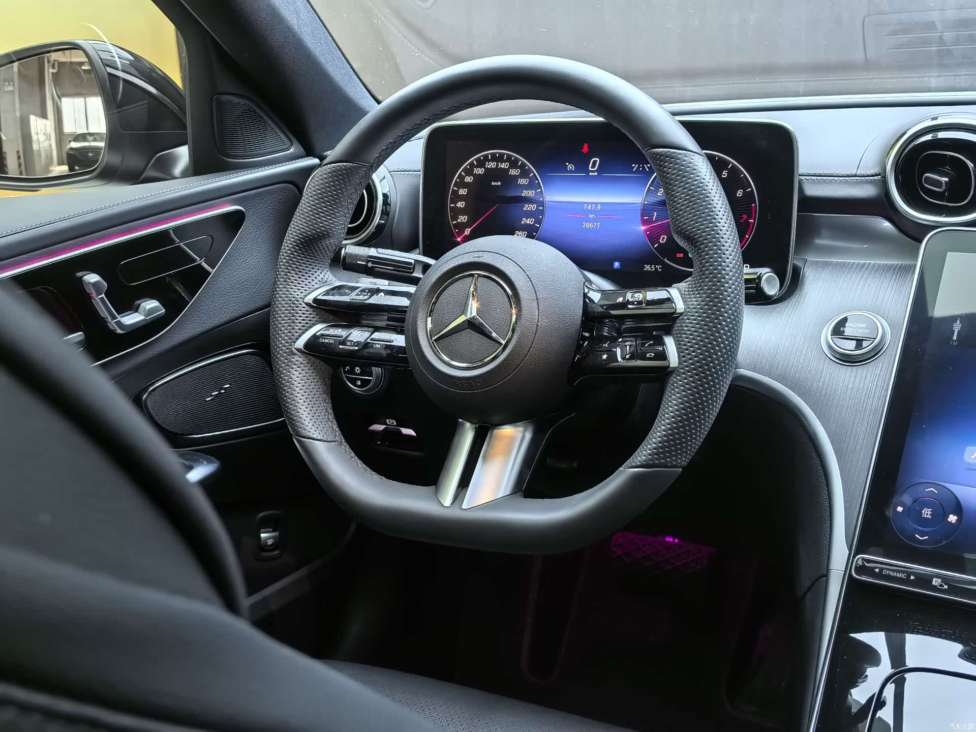 Mercedes-Benz C-Class, 2022 24