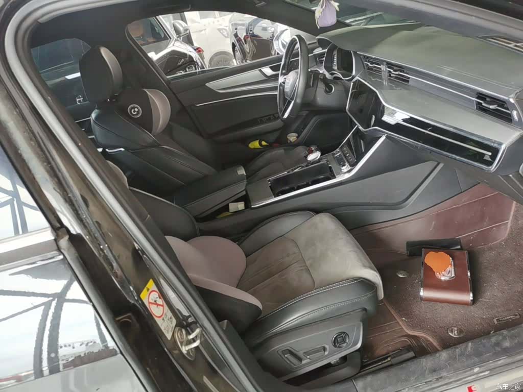 Audi A6L, 2022 25