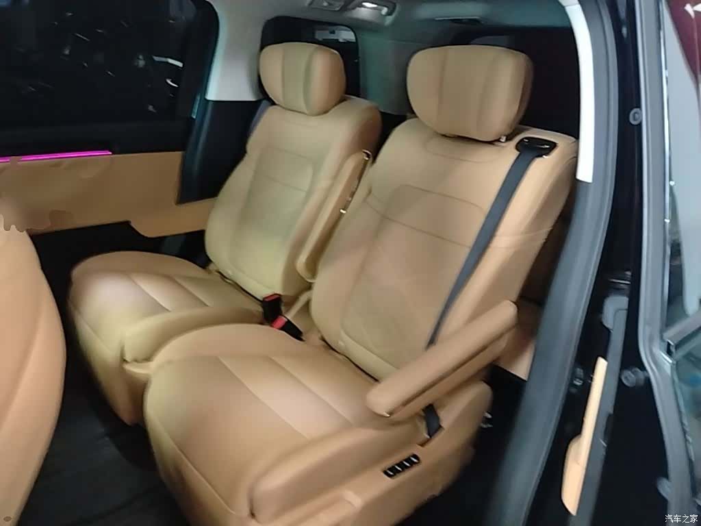 Trumpchi E8, 2024 17