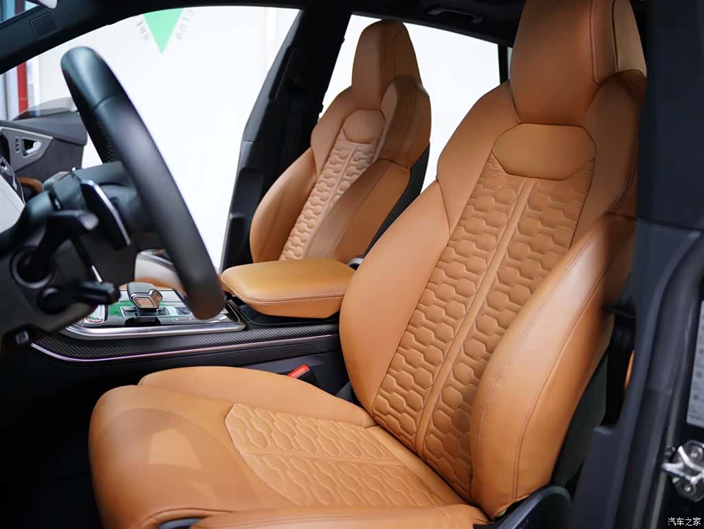 Audi Q8, 2021 29